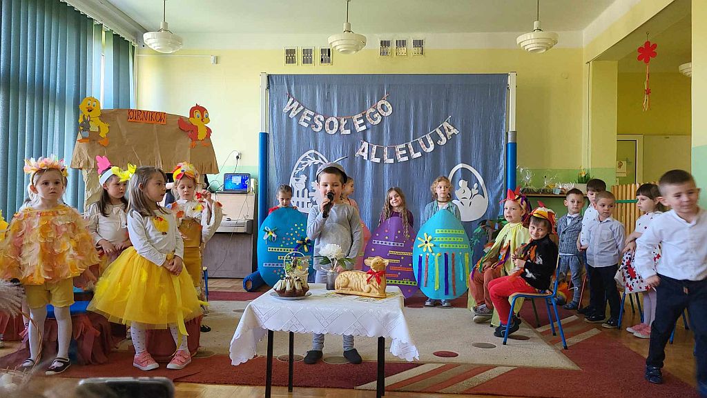 Wielkanocny występ przedszkolaków